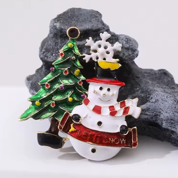 Snowman Let it Snow Christmas Tree Brooch - Picture 1 of 7